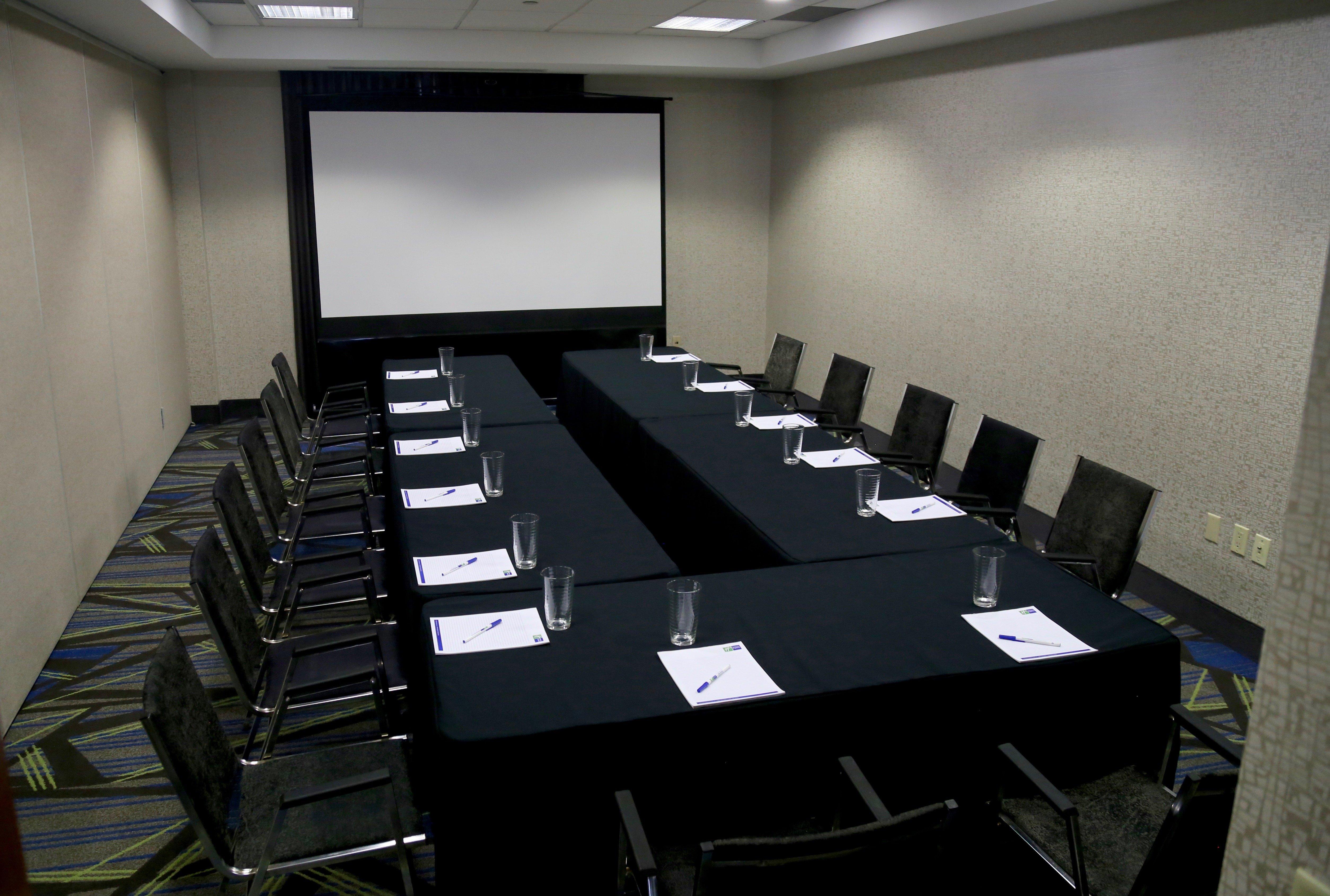 Holiday Inn Express Brampton By Ihg Экстерьер фото