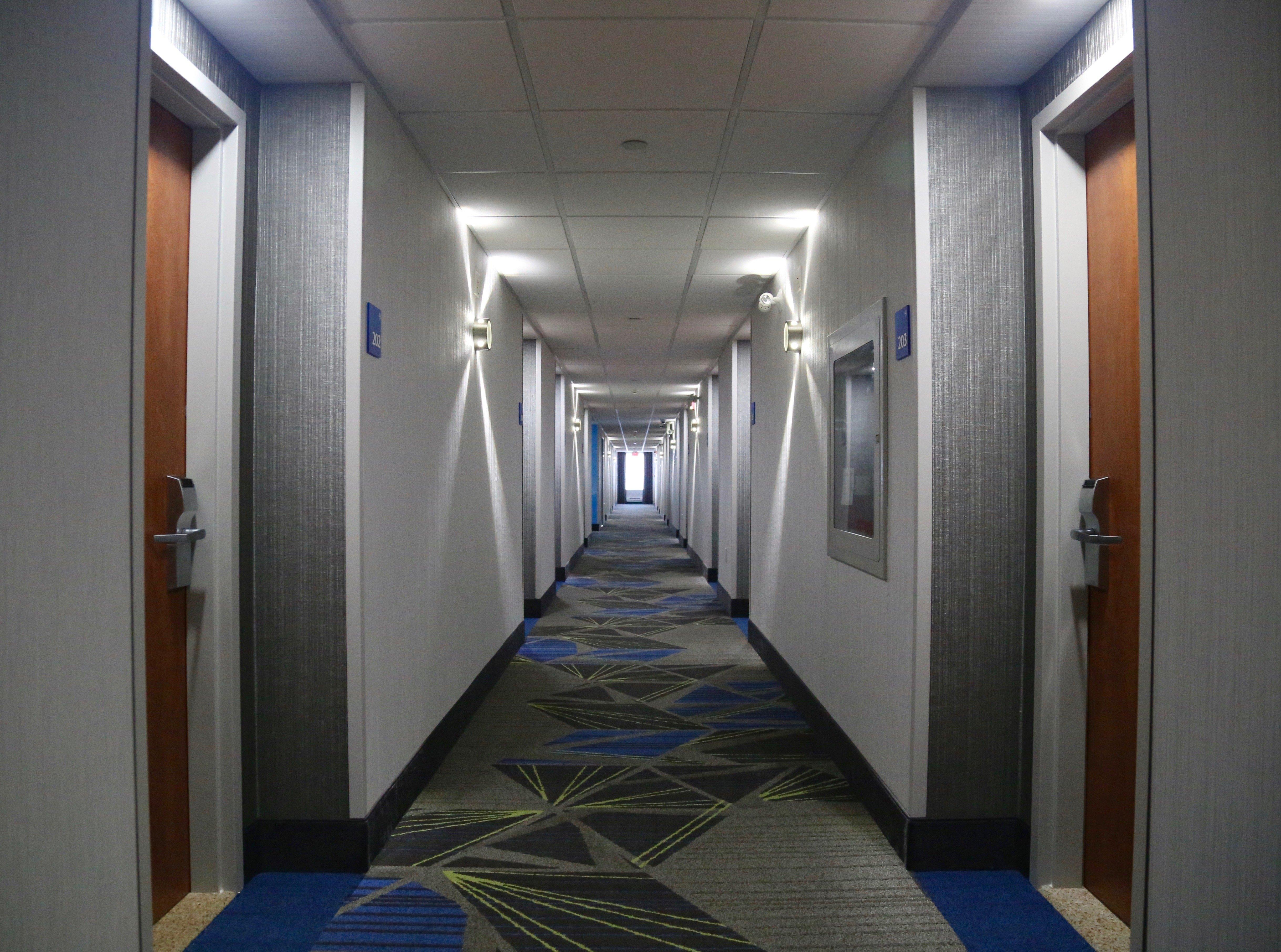 Holiday Inn Express Brampton By Ihg Экстерьер фото